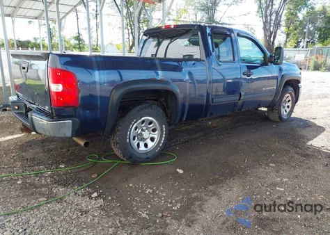2009 Chevrolet Silverado 1500 Ls z USA, uszkodzony, nr VIN 1GCEK19C29Z264252